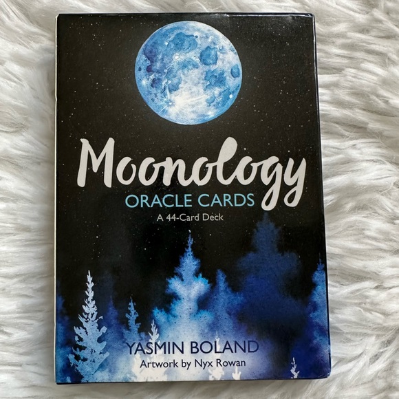 NIB Moonology Oracle Cards - Picture 1 of 9